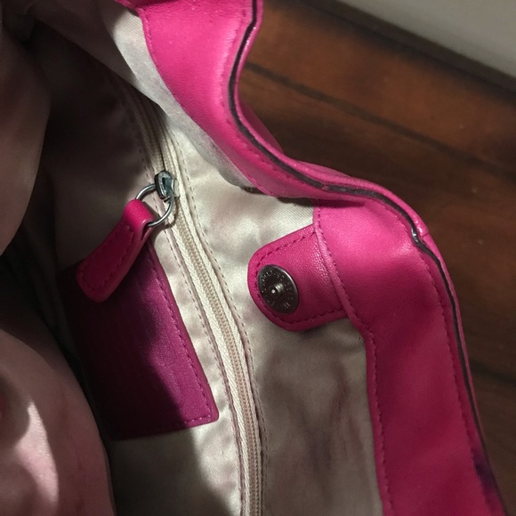 Pink Coach purse - Picture 6 of 8